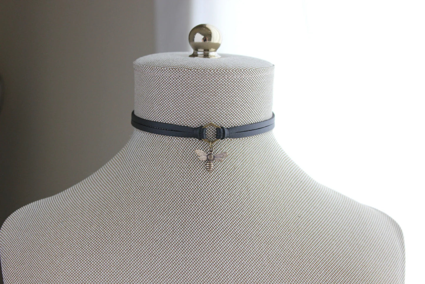 Bee Choker. Silver or Bronze