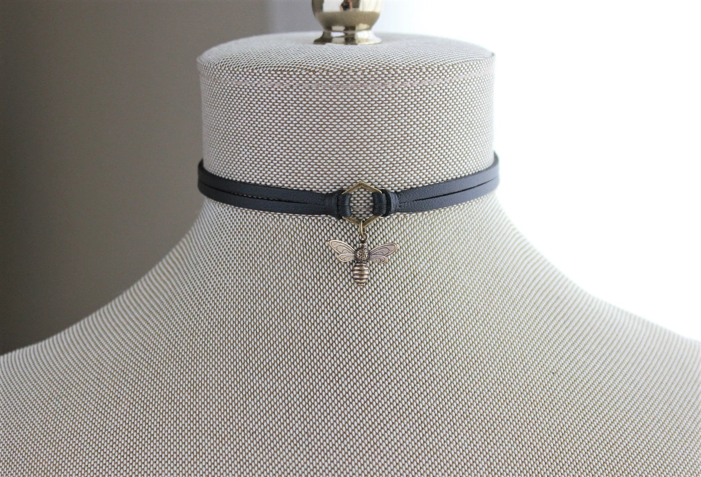 Bee Choker. Silver or Bronze