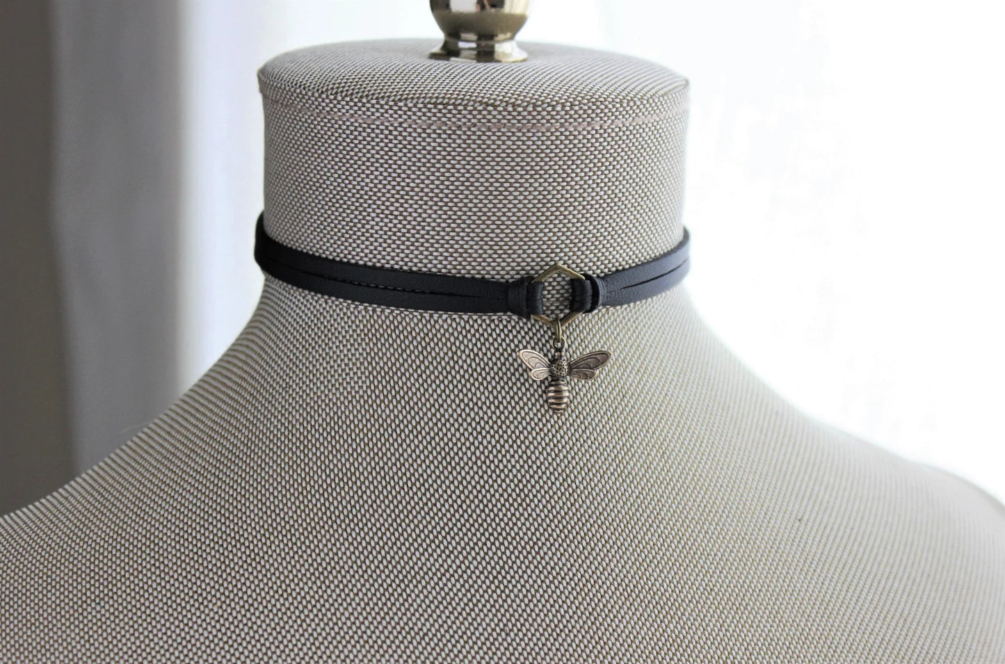 Bee Choker. Silver or Bronze