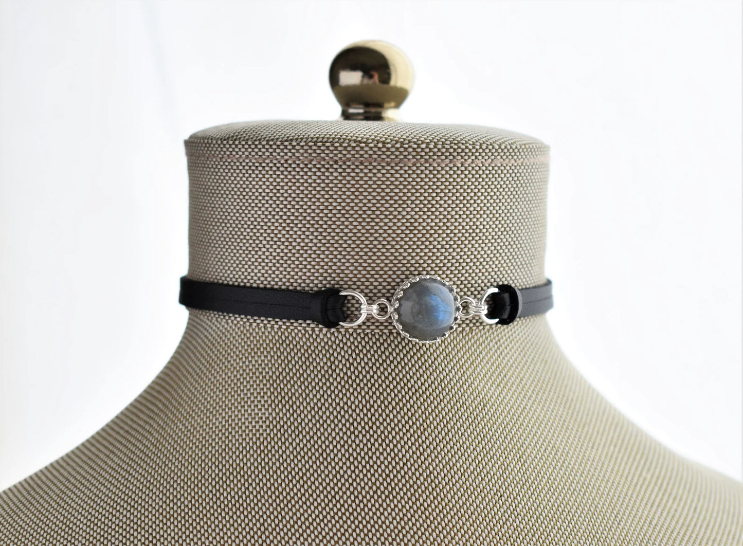 Labradorite Choker. Sterling Silver