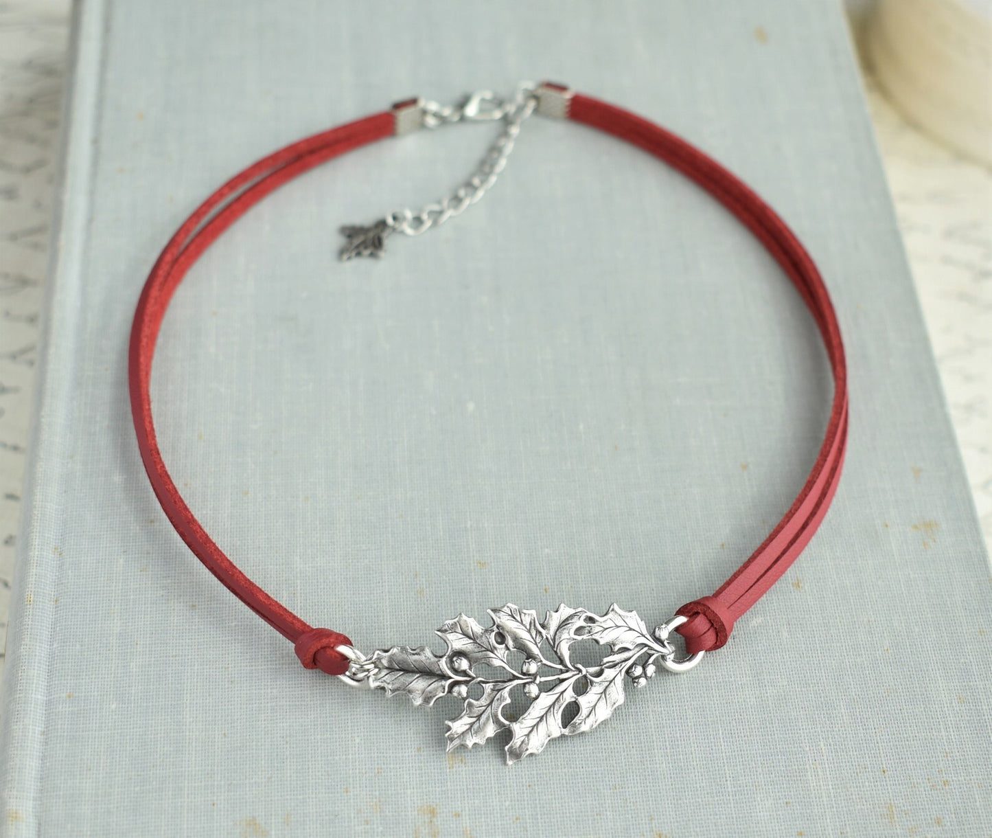 Christmas Holly Leather Choker