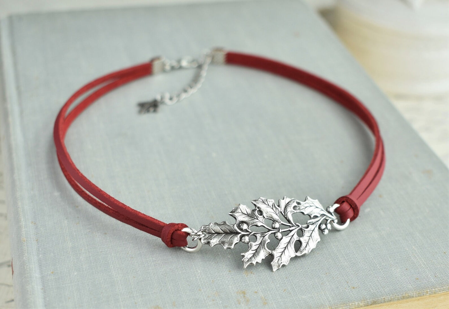 Christmas Holly Leather Choker