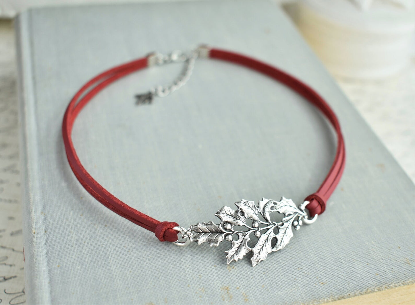 Christmas Holly Leather Choker