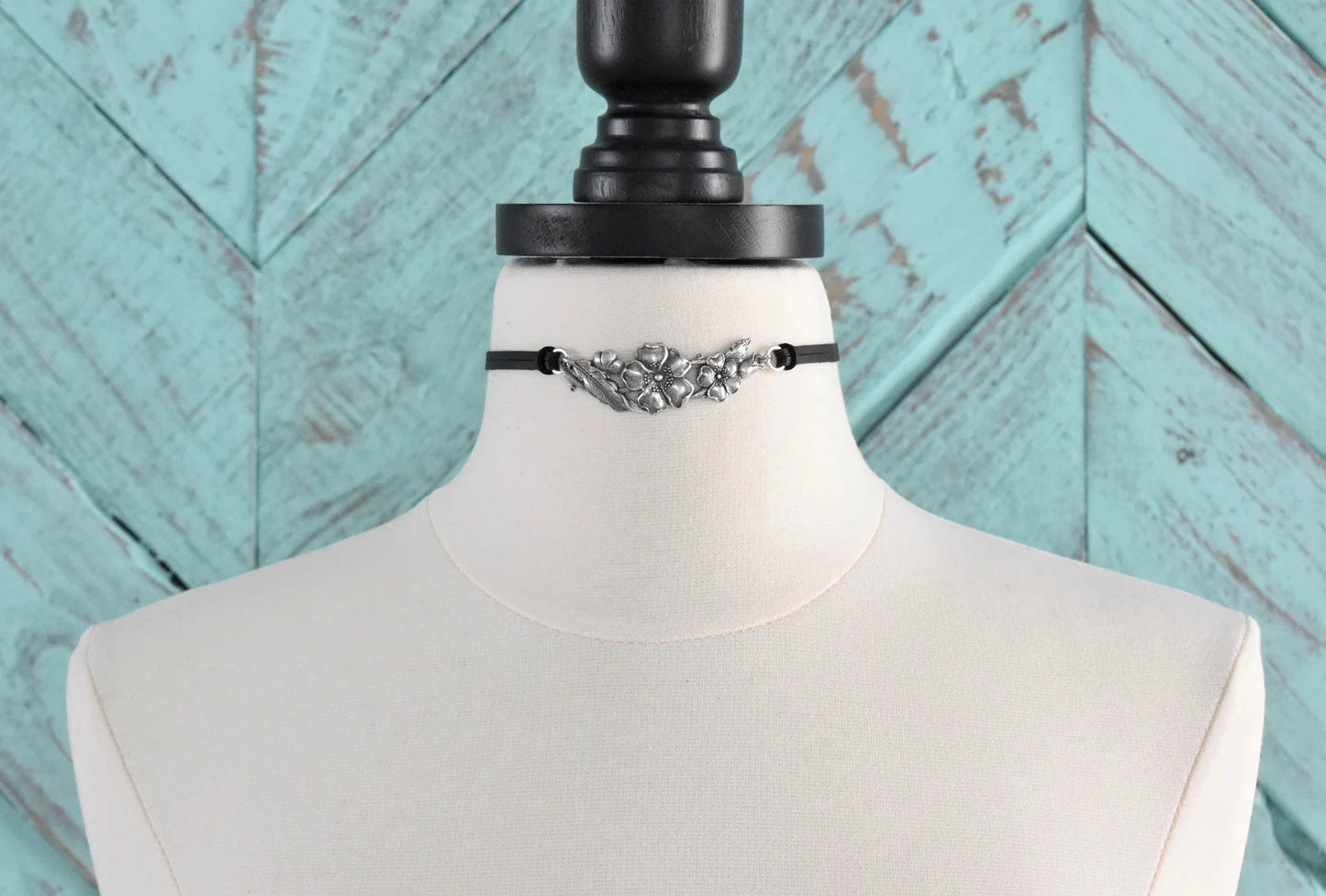 Hibiscus Floral Leather Choker