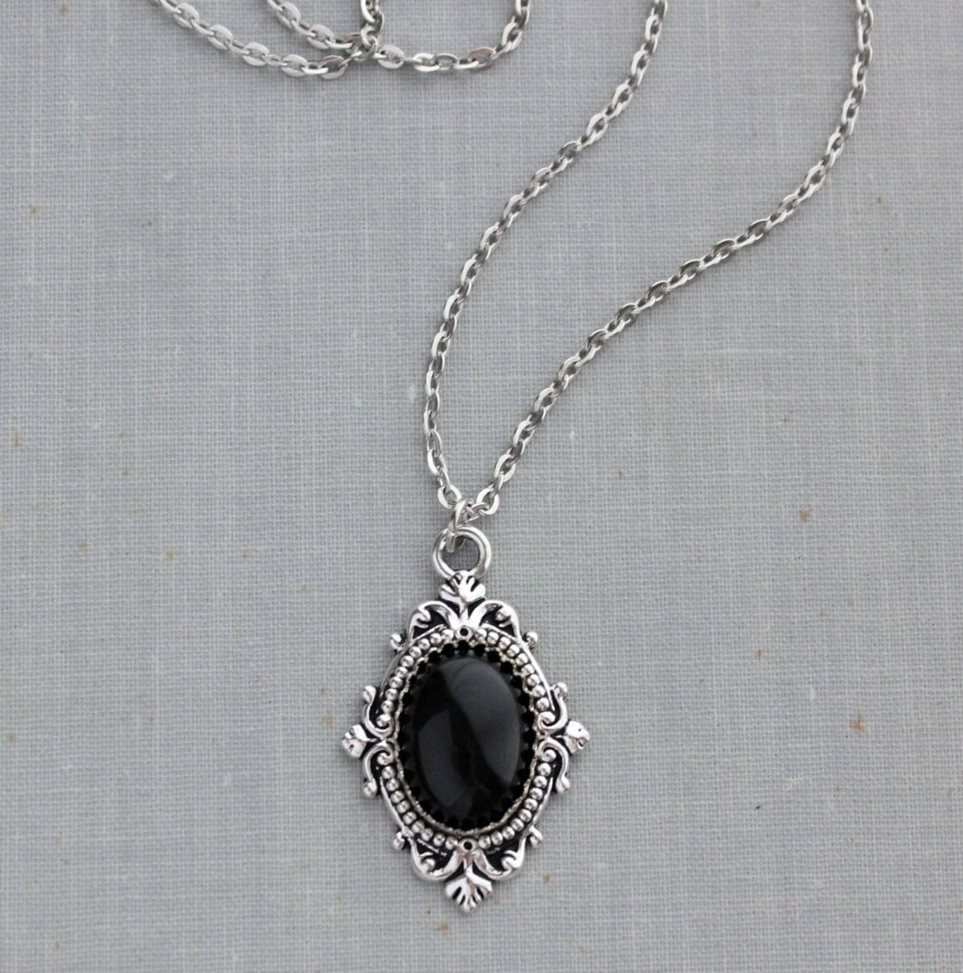 Black Onyx Necklace. Gemstone Necklace.