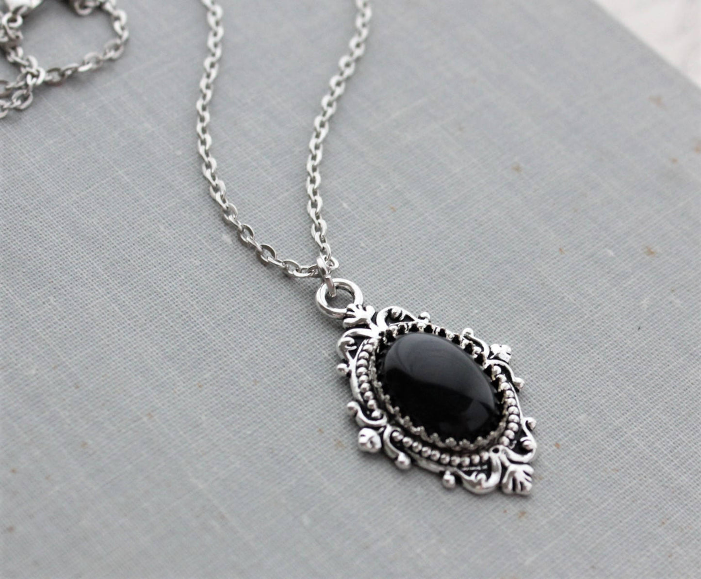 Black Onyx Necklace. Gemstone Necklace.