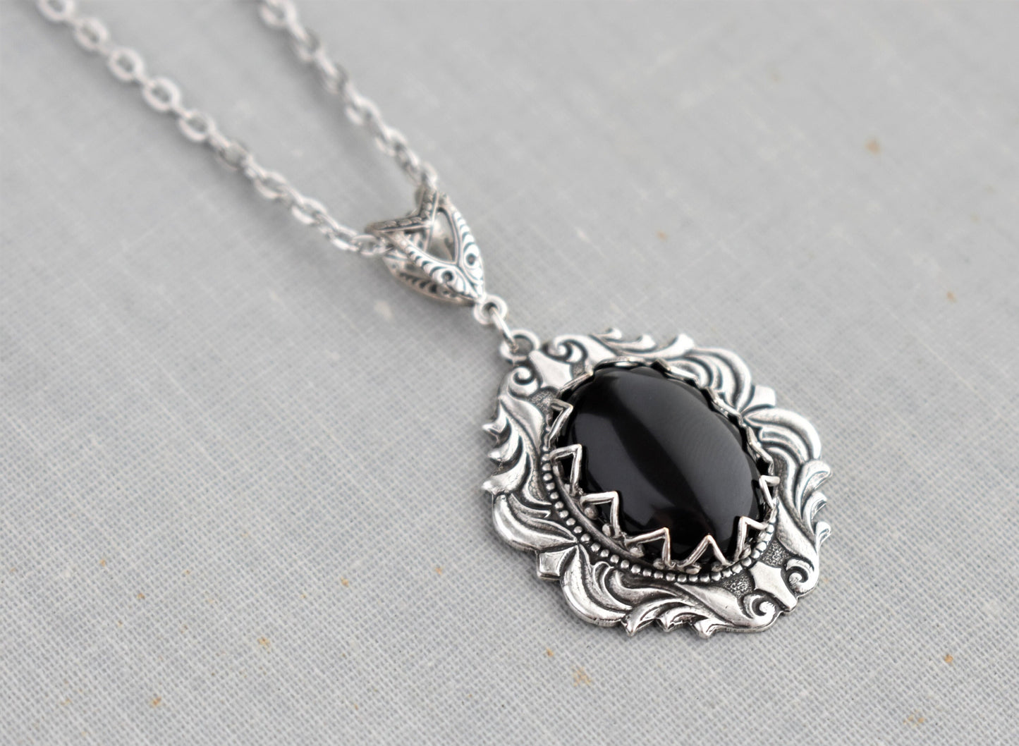 Onyx Necklace. Gemstone Necklace.