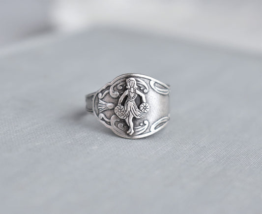 Hula Dancer Spoon Ring. Dainty Ring