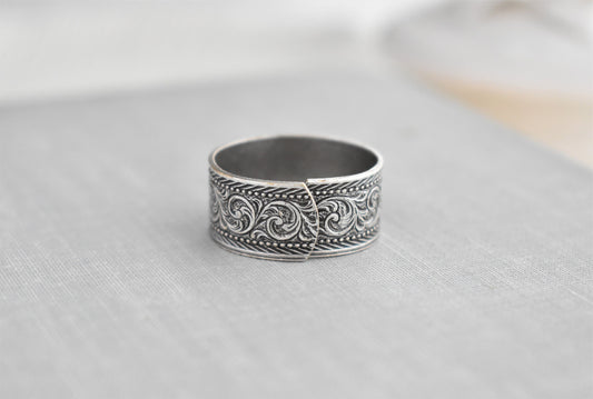 Leafy Scroll Ring