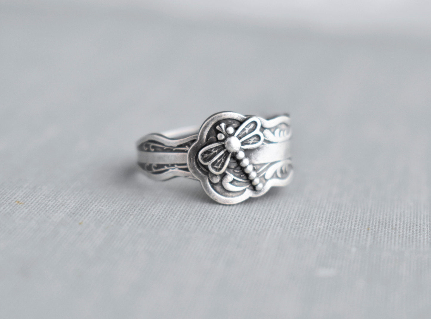 Dragonfly Spoon Ring. Dainty Ring