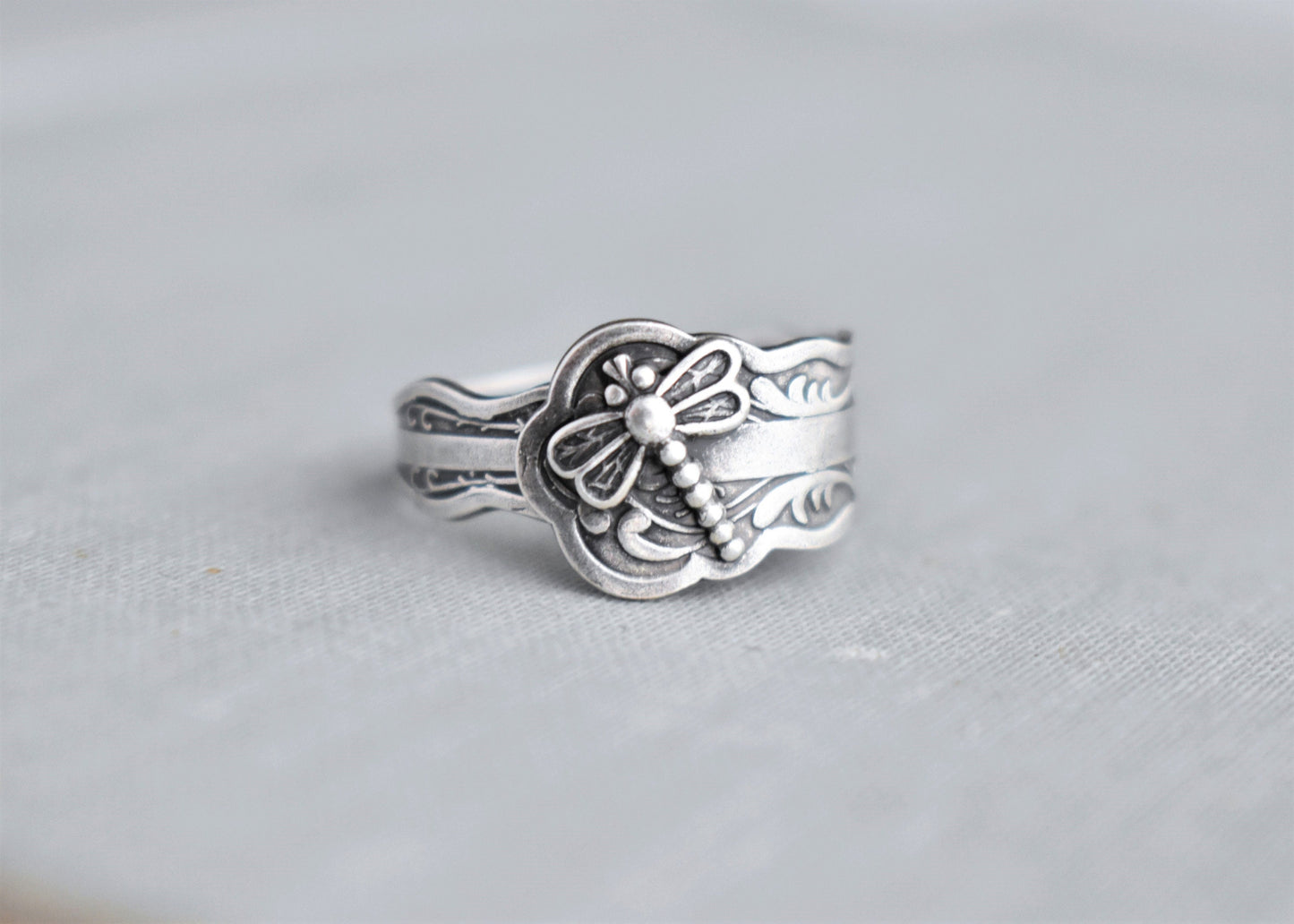 Dragonfly Spoon Ring. Dainty Ring