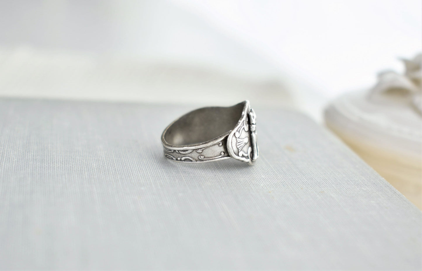 Cat Spoon Ring. Dainty Ring